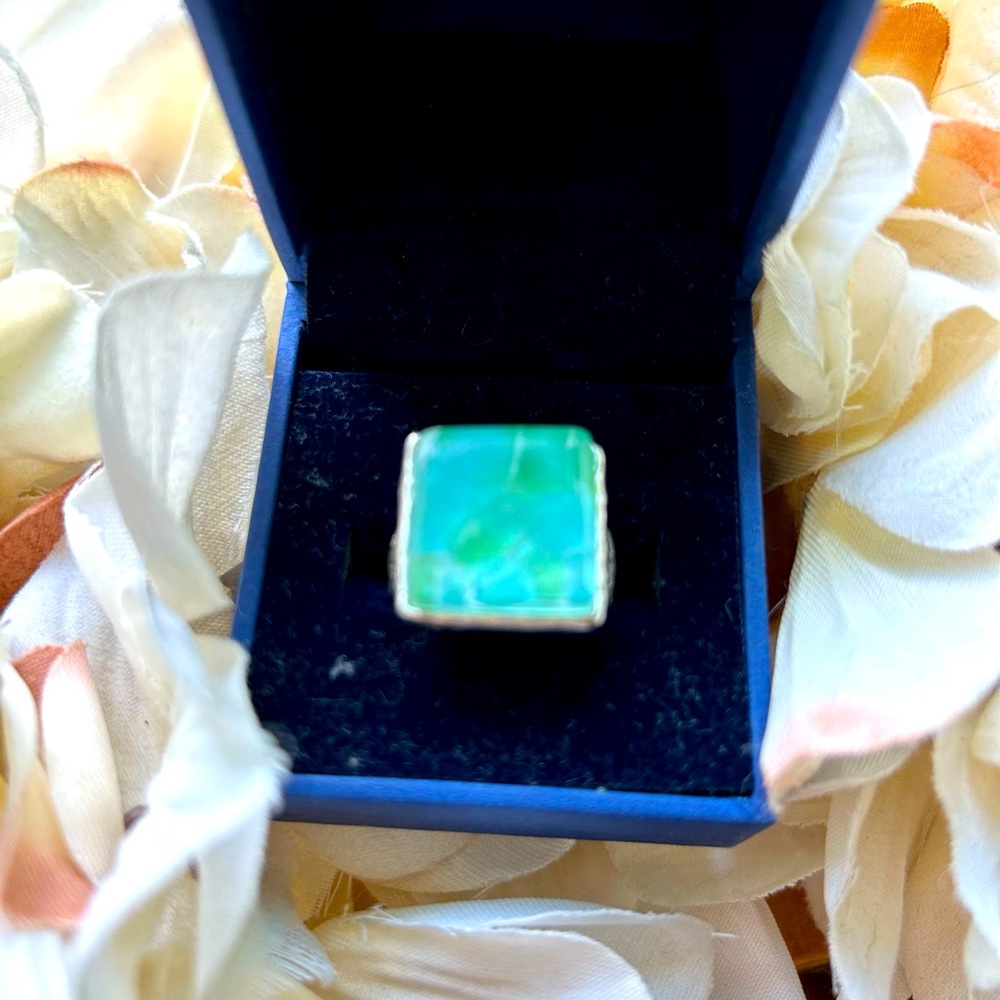 Beautiful sea class Ring size 6,7,8